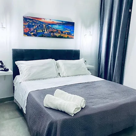 House O' Sole 'e Napule * נאפולי