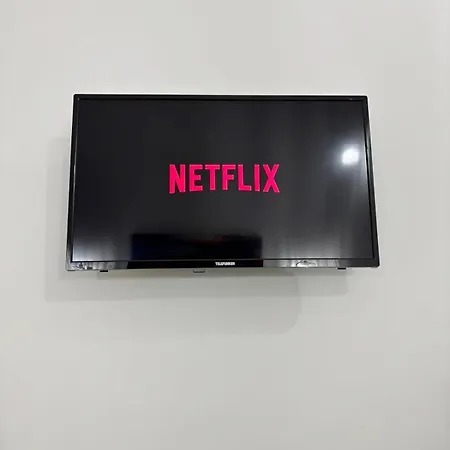 House O' Sole 'e Napule *