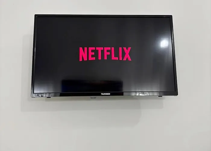 House O' Sole 'e Napule *