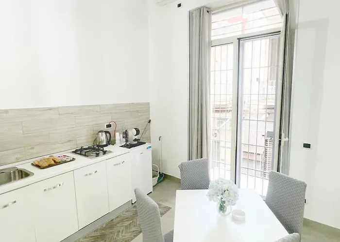 House O' Sole 'e Napule Неаполь